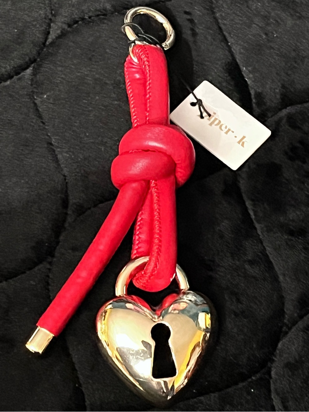 PIPER K Knotted Heart Bag Charm